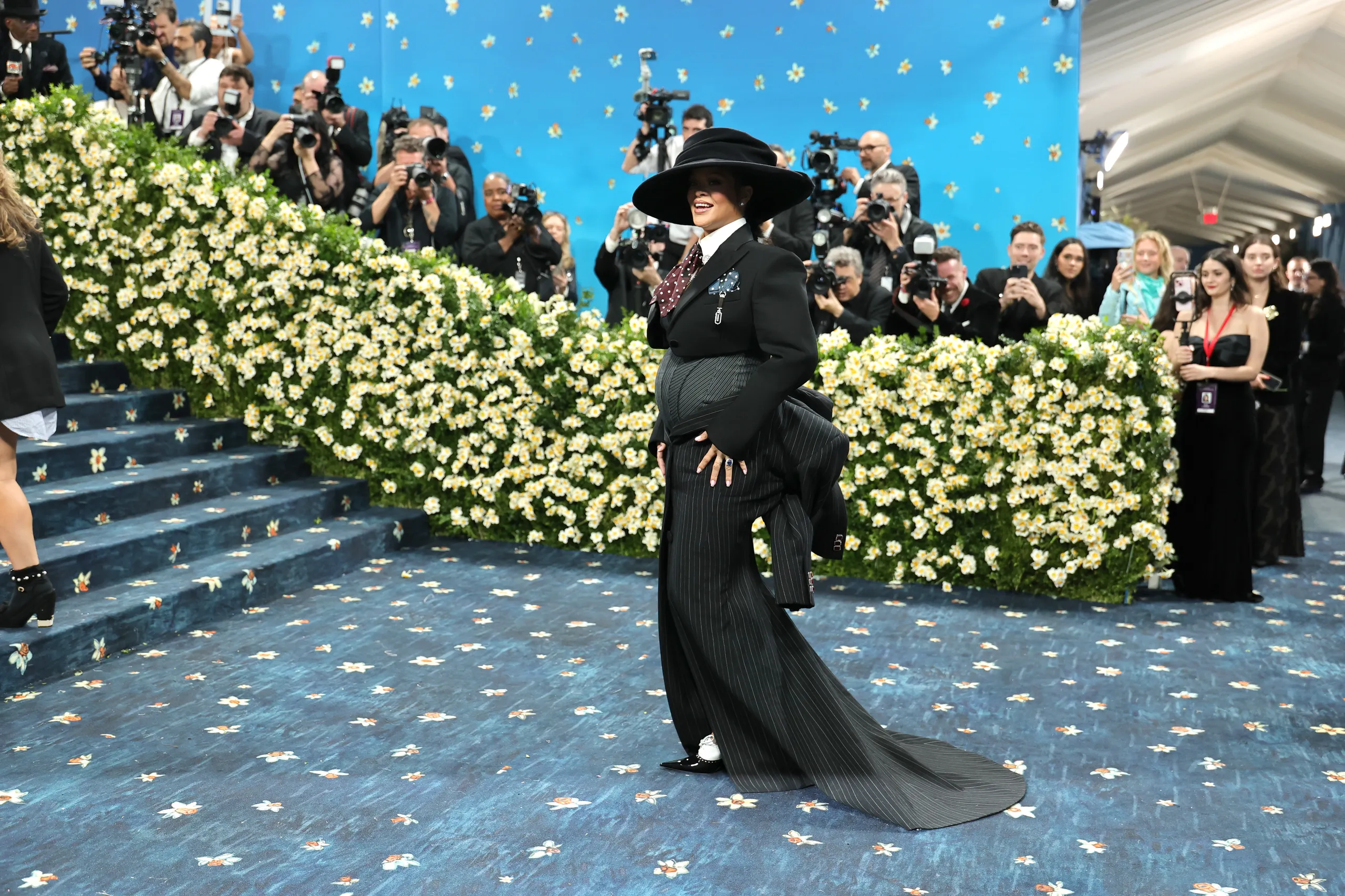 Rihanna Met Gala 2025: A Night of Fashion, Power, and Pure Star Magic